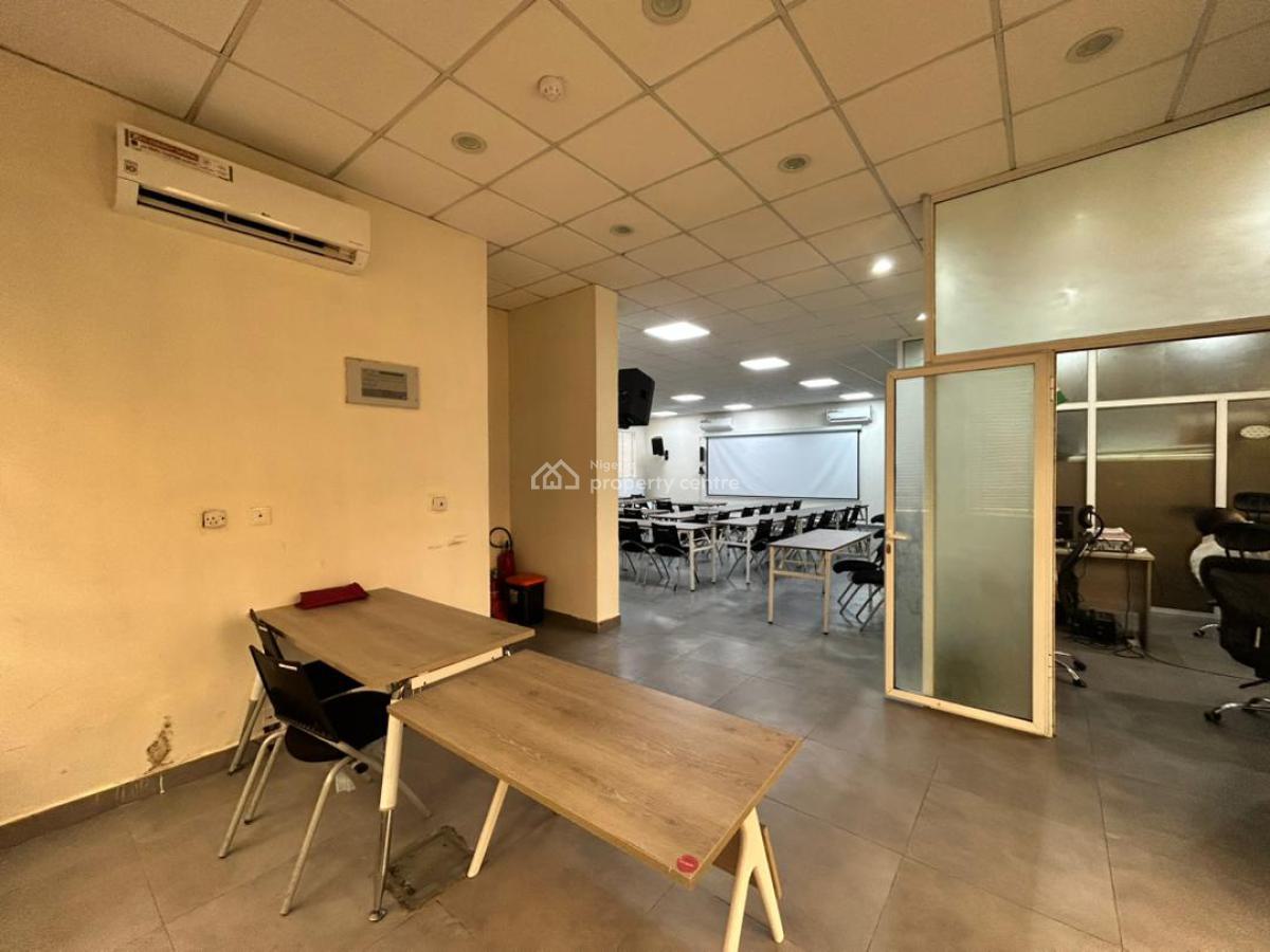 Office Space Available, Victoria Island (vi), Lagos, Office Space for Rent