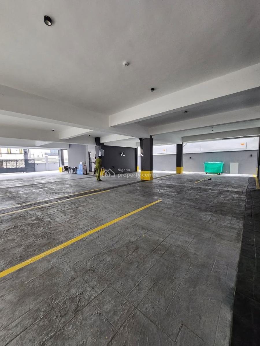 Newly Built with a B Q, Lekki Phase 1, Lekki, Lagos, Flat / Apartment for Rent