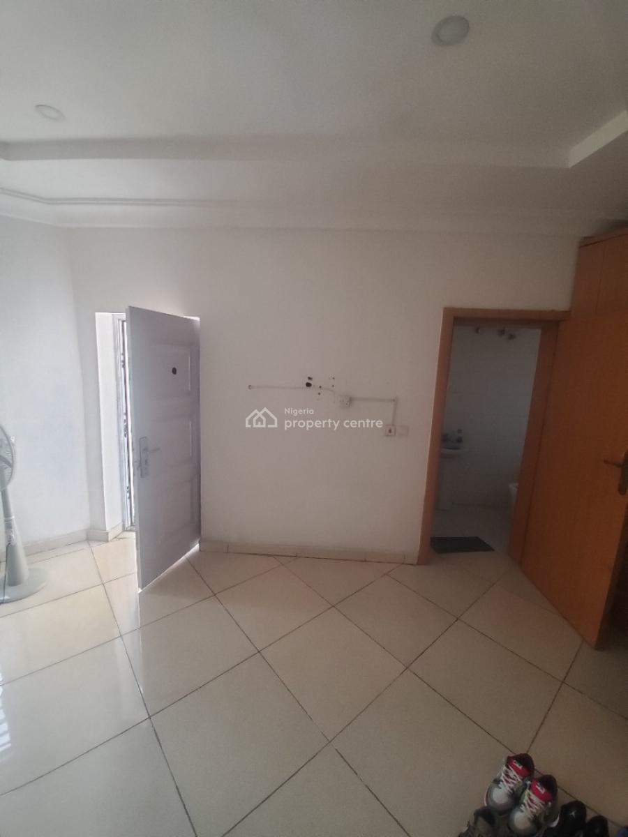 1 Room Shared Kitchen Apartments, Sharp Court Estate, Ikate, Lekki, Lagos, Self Contain (single Rooms) for Rent