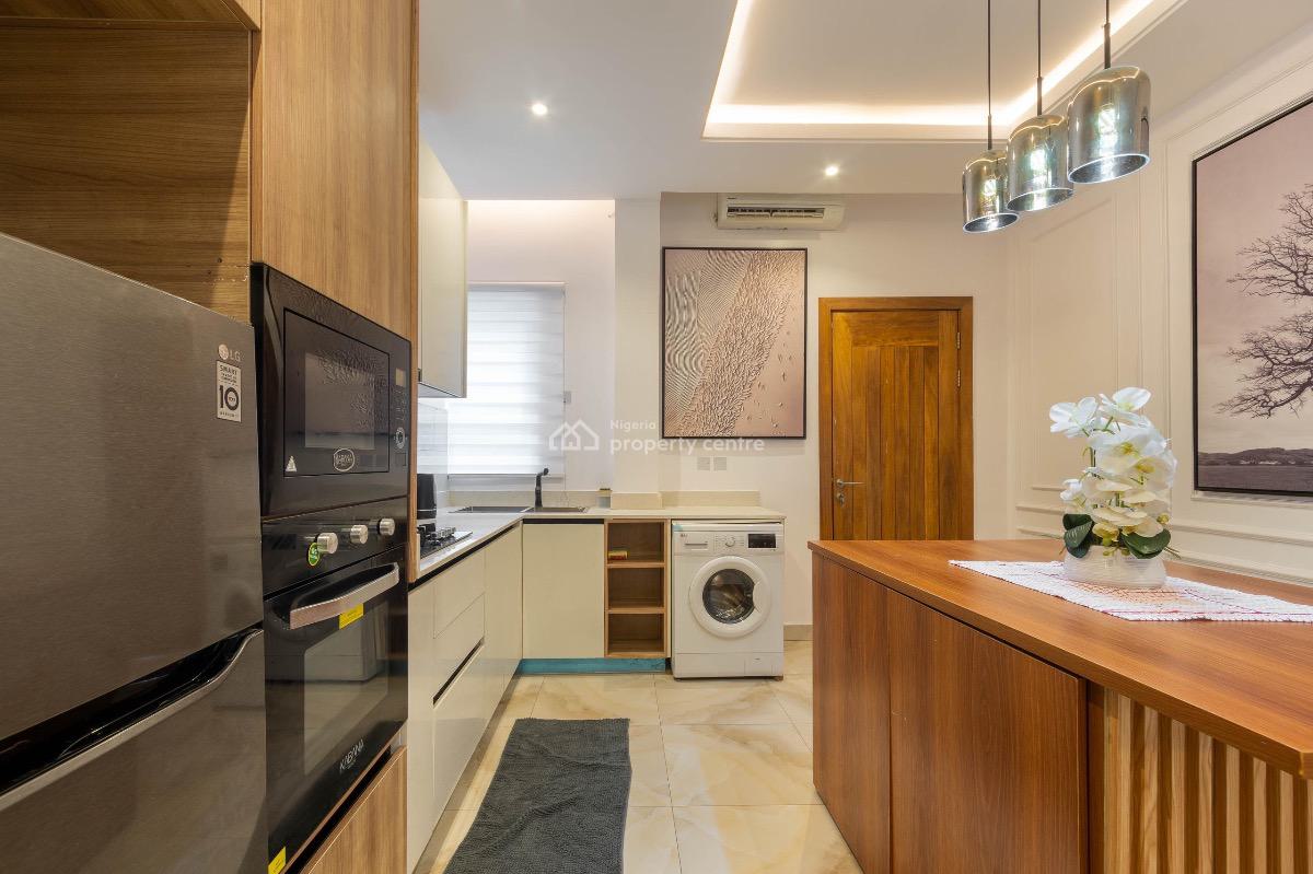 Luxury 2 Bedroom Maisonette with Pool, Lekki Phase 1, Lekki, Lagos, House Short Let