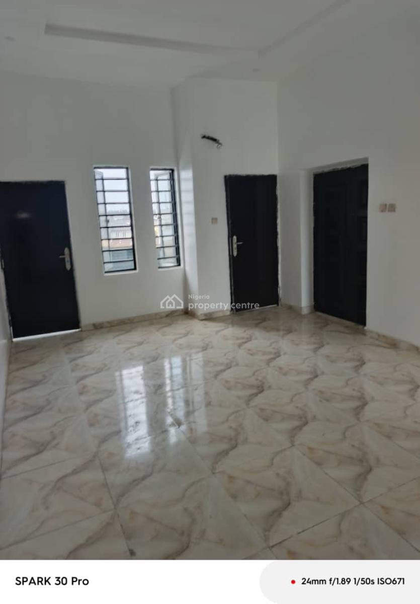 Brand New 2 Bedroom Flat in a Secured Estate, Osapa, Lekki, Lagos, Flat / Apartment for Rent
