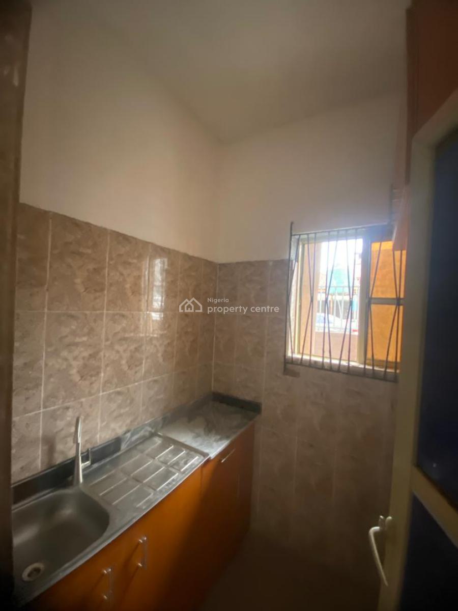 We Have Standard and Executive Mini Flats, Fadeyi, Shomolu, Lagos, Mini Flat (room and Parlour) for Rent