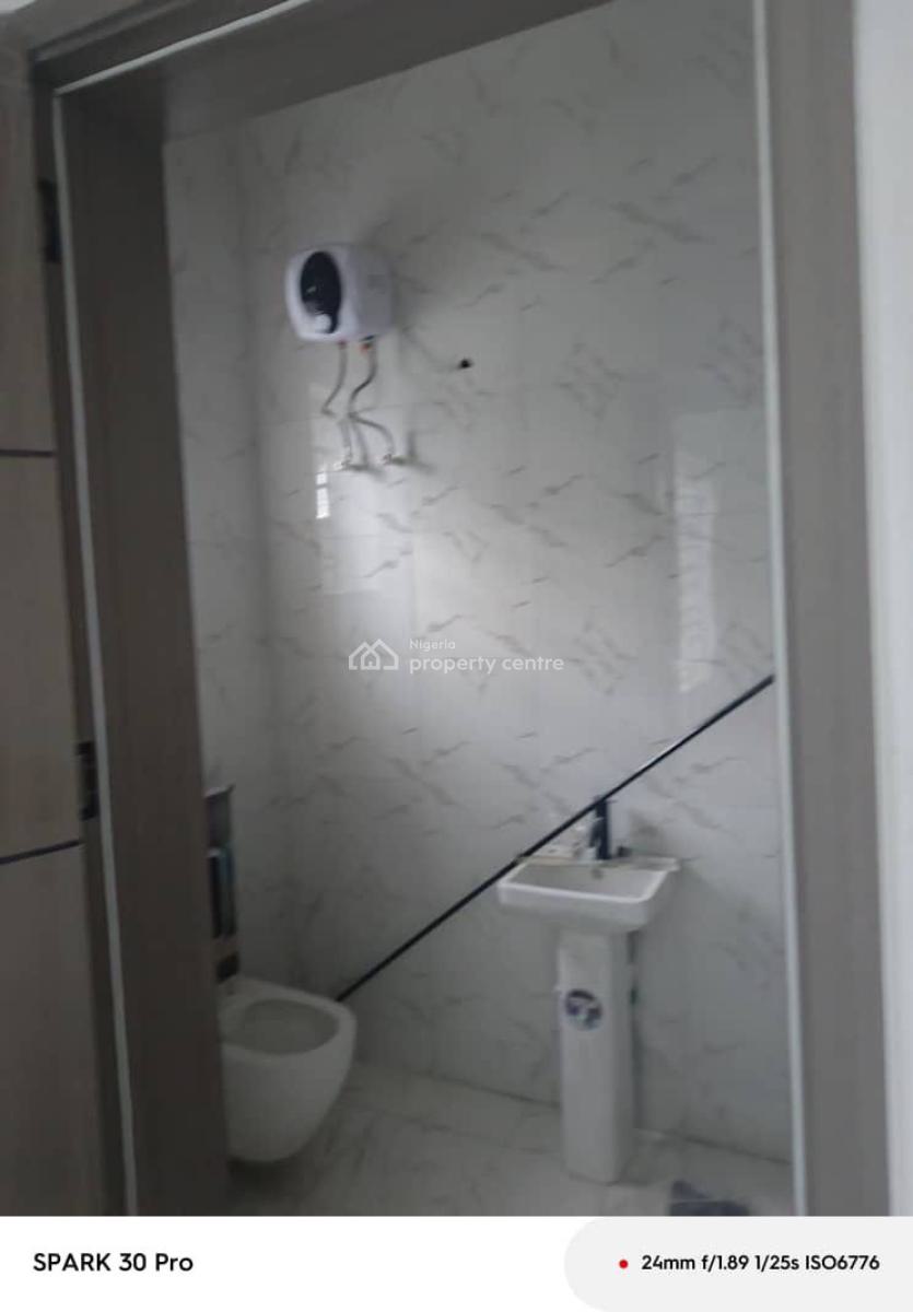 Massive Studio, Jakande, Lekki, Lagos, Self Contain (single Rooms) for Rent