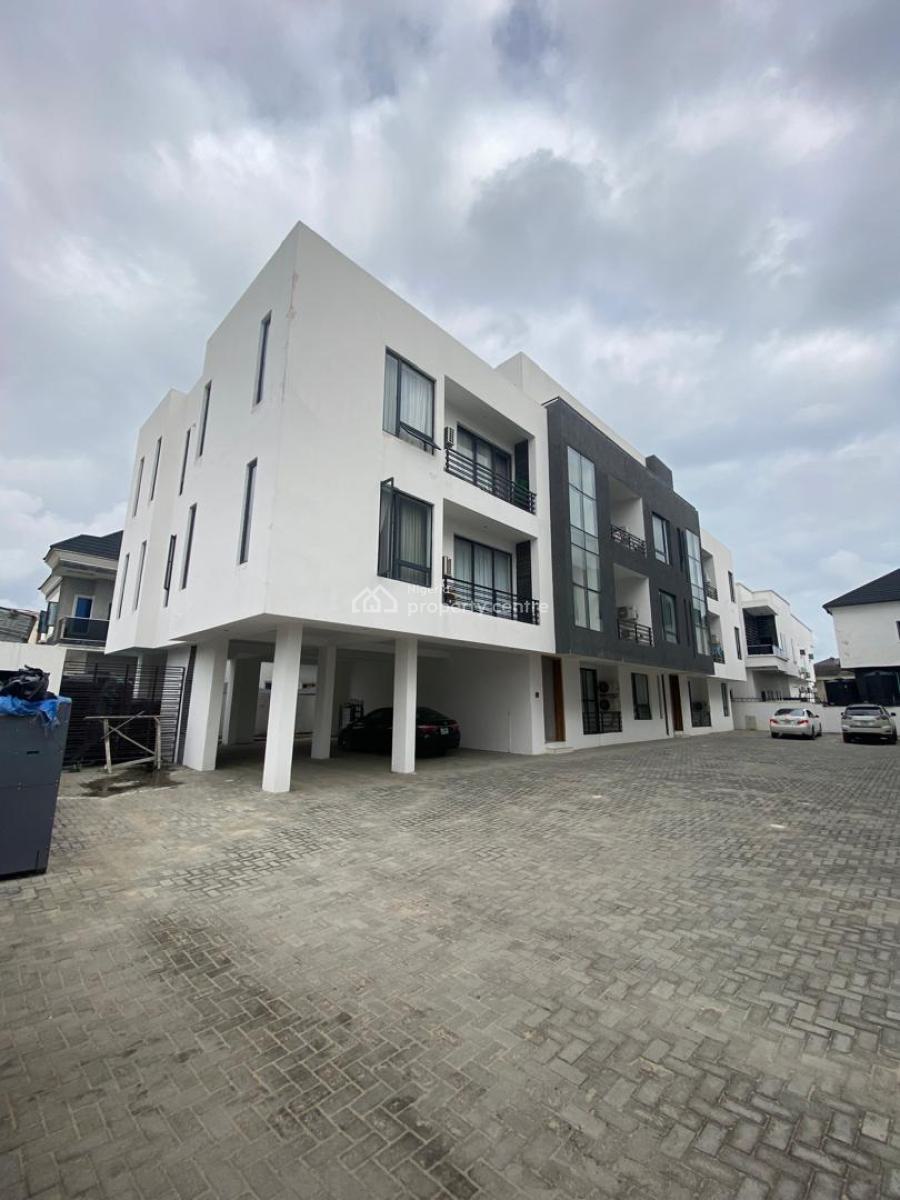 Relatively New 2 Bedroom Paint House with Fitted Kitchen and Two Balco, Agungi Lekki Lagos, Agungi, Lekki, Lagos, House for Rent