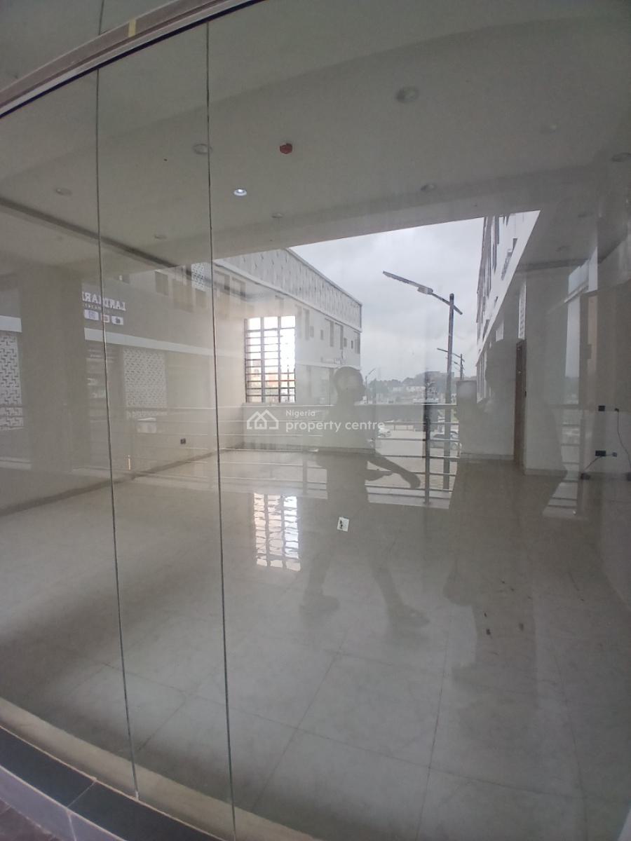 Shop/office Space, Lugbe District, Abuja, Office Space for Rent