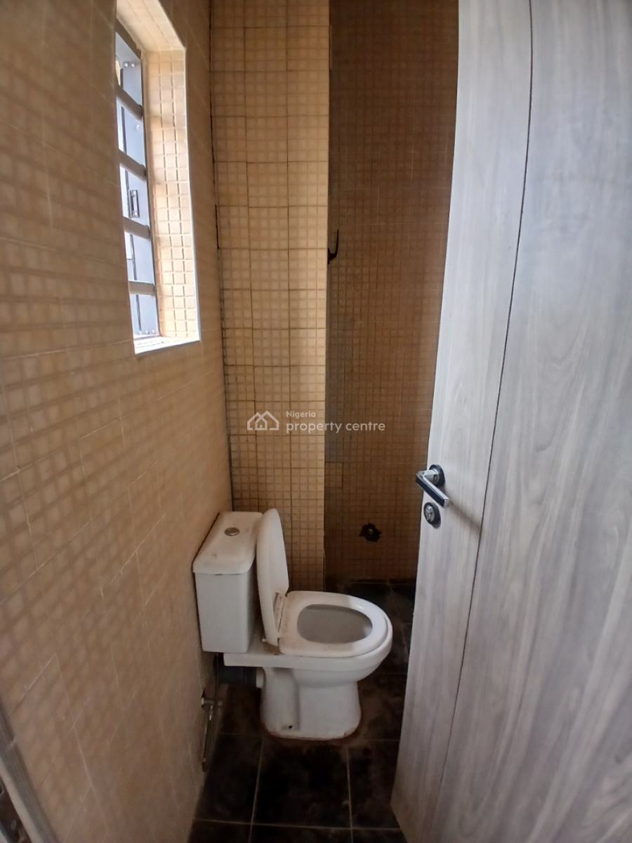 Shop/office Space, Lugbe District, Abuja, Office Space for Rent