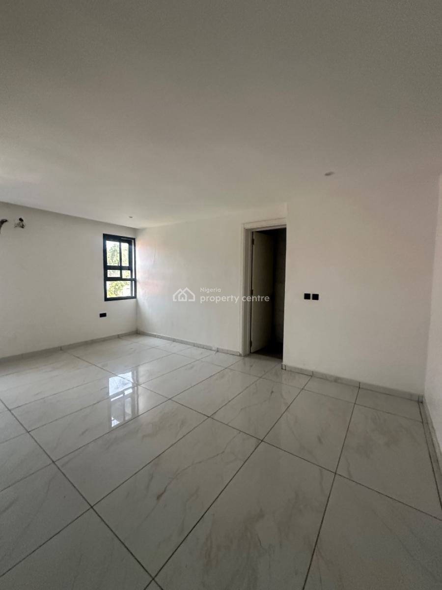 Standard 4-bedroom Terrace With2 Bq, Off. Macdonald Road, Ikoyi, Lagos, Terraced Duplex for Rent