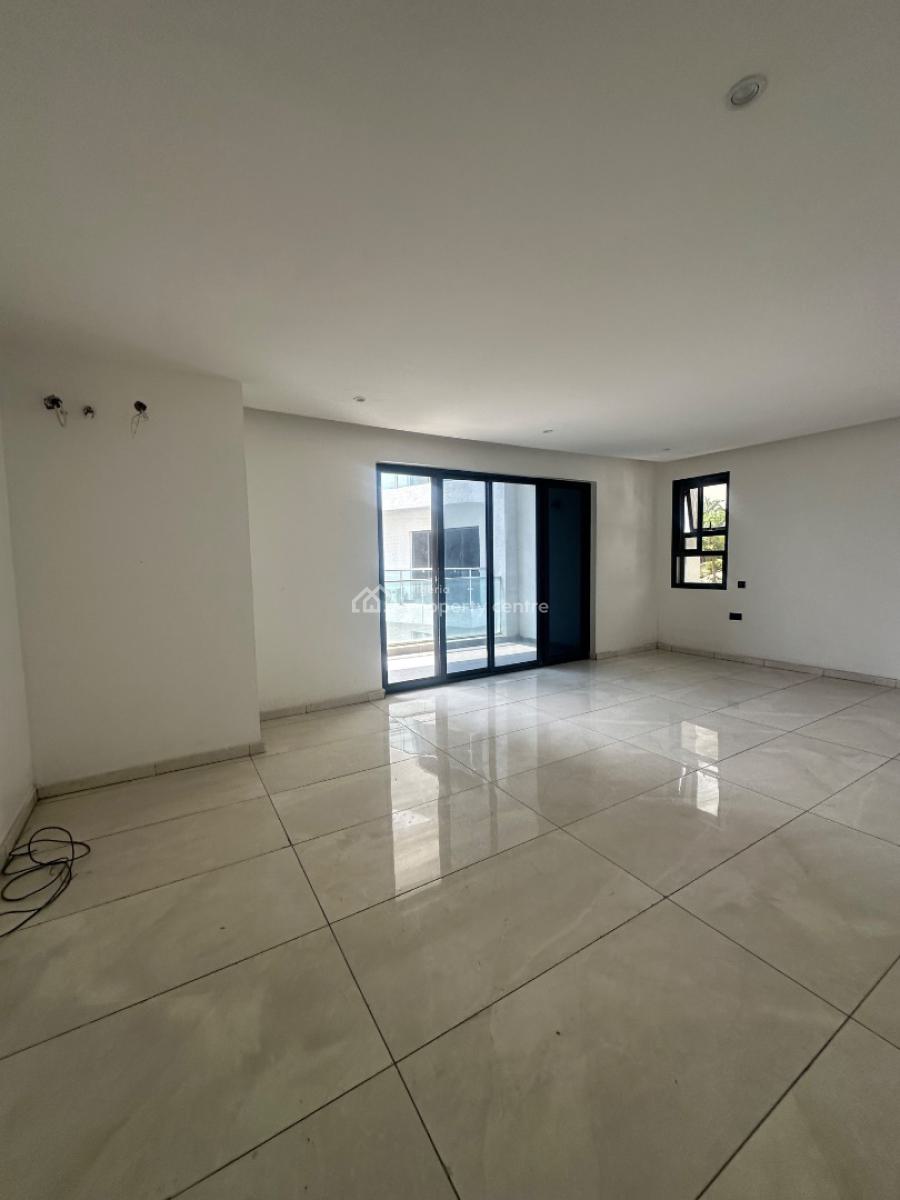 Standard 4-bedroom Terrace With2 Bq, Off. Macdonald Road, Ikoyi, Lagos, Terraced Duplex for Rent