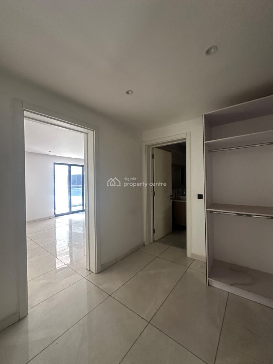 Standard 4-bedroom Terrace With2 Bq, Off. Macdonald Road, Ikoyi, Lagos, Terraced Duplex for Rent