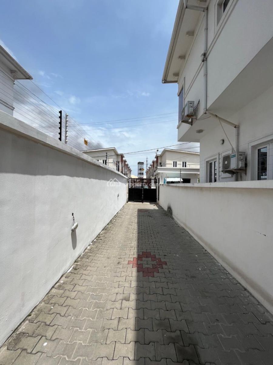 4 Bedroom Semi Detached Duplex with Bq and Security House, Orchid, Lekki, Lagos, Semi-detached Duplex for Rent
