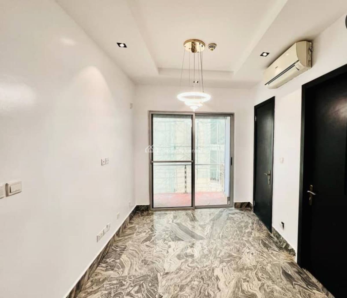 Newly Built 2-bedroom Apartment with Pool and Gym, Lekki Phase 1, Lekki, Lagos, Flat / Apartment for Rent