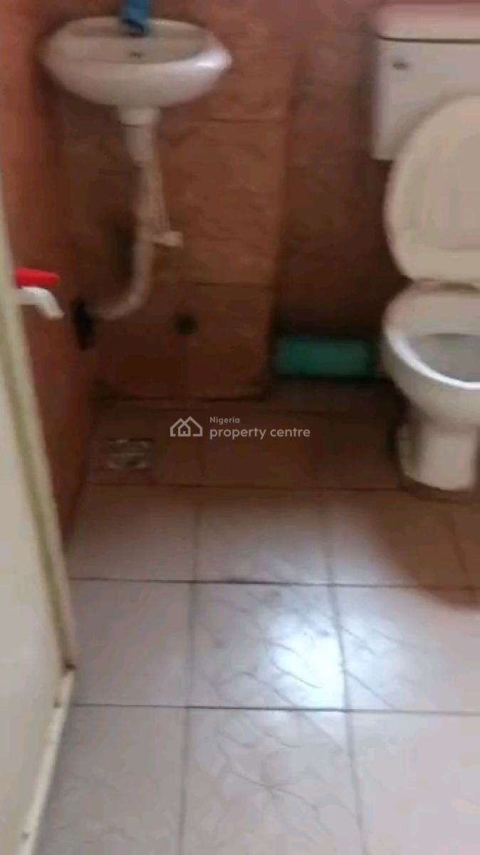 a Relatively New and Spacious 2bedroom Apartment, Ground Floor, Onigbongbo, Maryland, Lagos, Flat / Apartment for Rent
