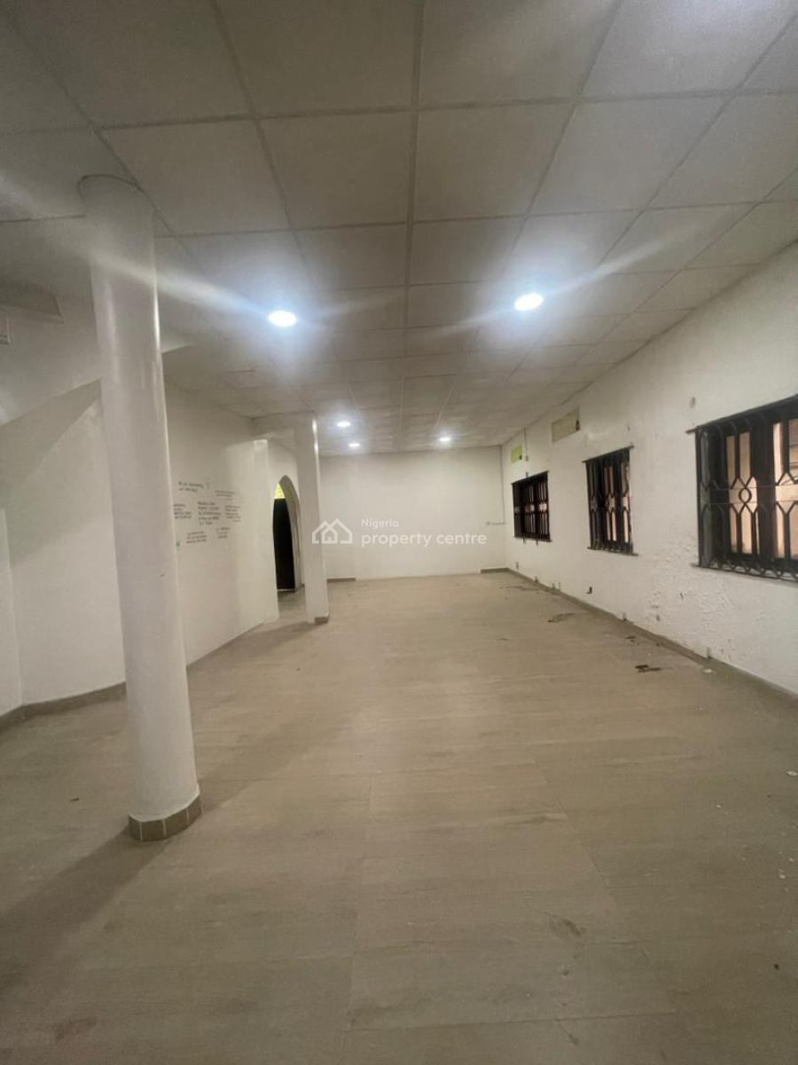 Commercial Property in Lekki Phase 1, Lekki Phase 1, Lekki, Lagos, Commercial Property for Rent