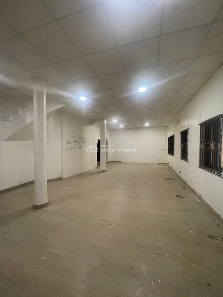 Commercial Property in Lekki Phase 1, Lekki Phase 1, Lekki, Lagos, Commercial Property for Rent