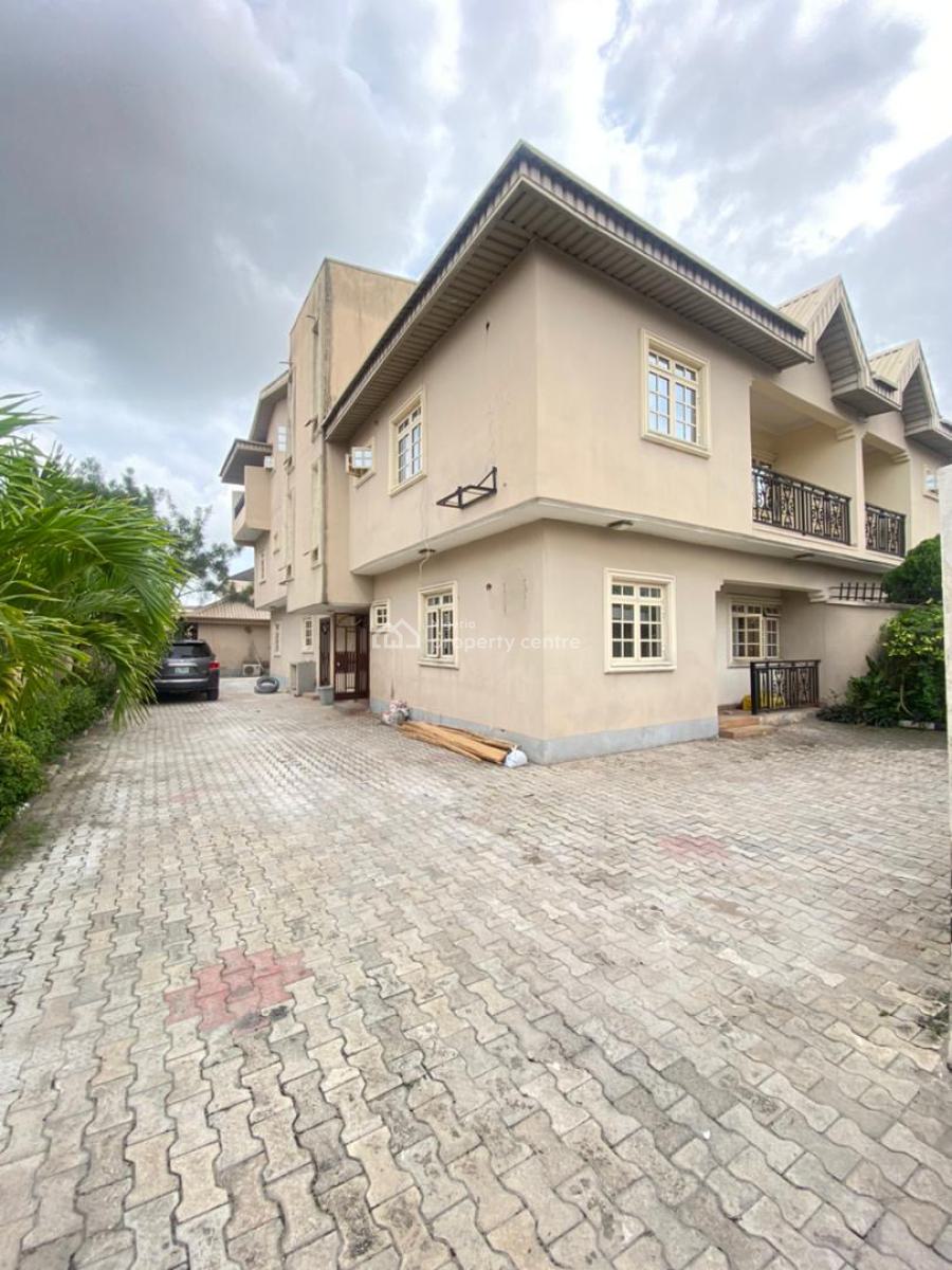 Nice 3 Bedroom Apartment, Lekki Phase 1, Lekki, Lagos, Flat / Apartment for Rent