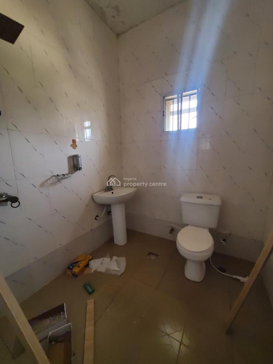 Spacious 3 Bedroom Apartment  in a Secured Estate, Ilaje, Ajah, Lagos, Flat / Apartment for Rent