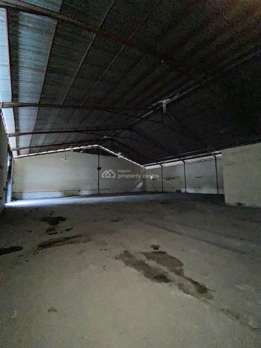 Prime Commercial Yard Wxt Warehouse & Office Complex, Stadium Road Port Harcourt, Port Harcourt, Rivers, Warehouse for Sale