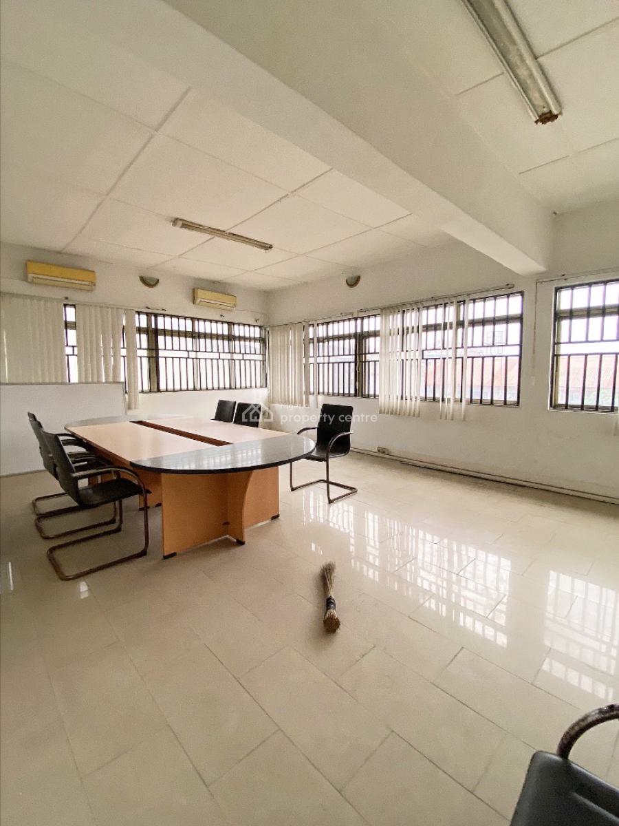 Prime Commercial Yard Wxt Warehouse & Office Complex, Stadium Road Port Harcourt, Port Harcourt, Rivers, Warehouse for Sale