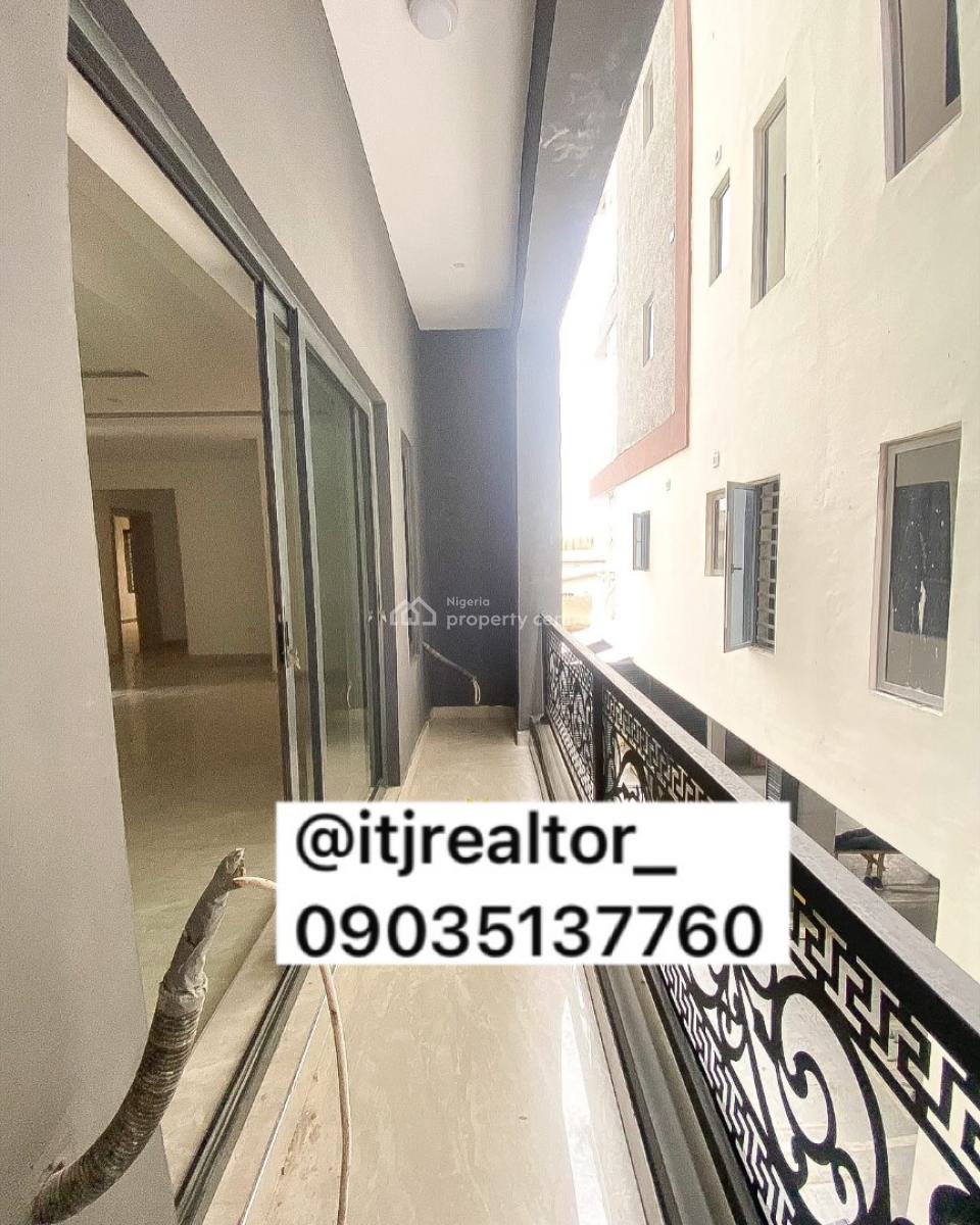 Lovely 2 Bedroom Apartment with Bq, Lekki Phase 1, Lekki Phase 1, Lekki, Lagos, Block of Flats for Sale
