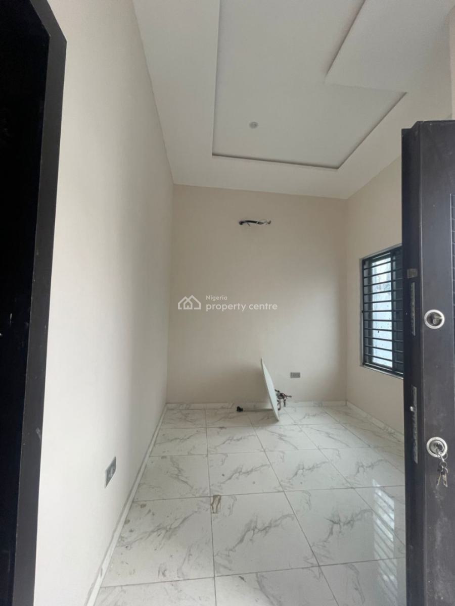 Newly Renovated 4-bedroom Semi-detached Duplex, Lekki Phase 1, Lekki, Lagos, Semi-detached Duplex for Rent