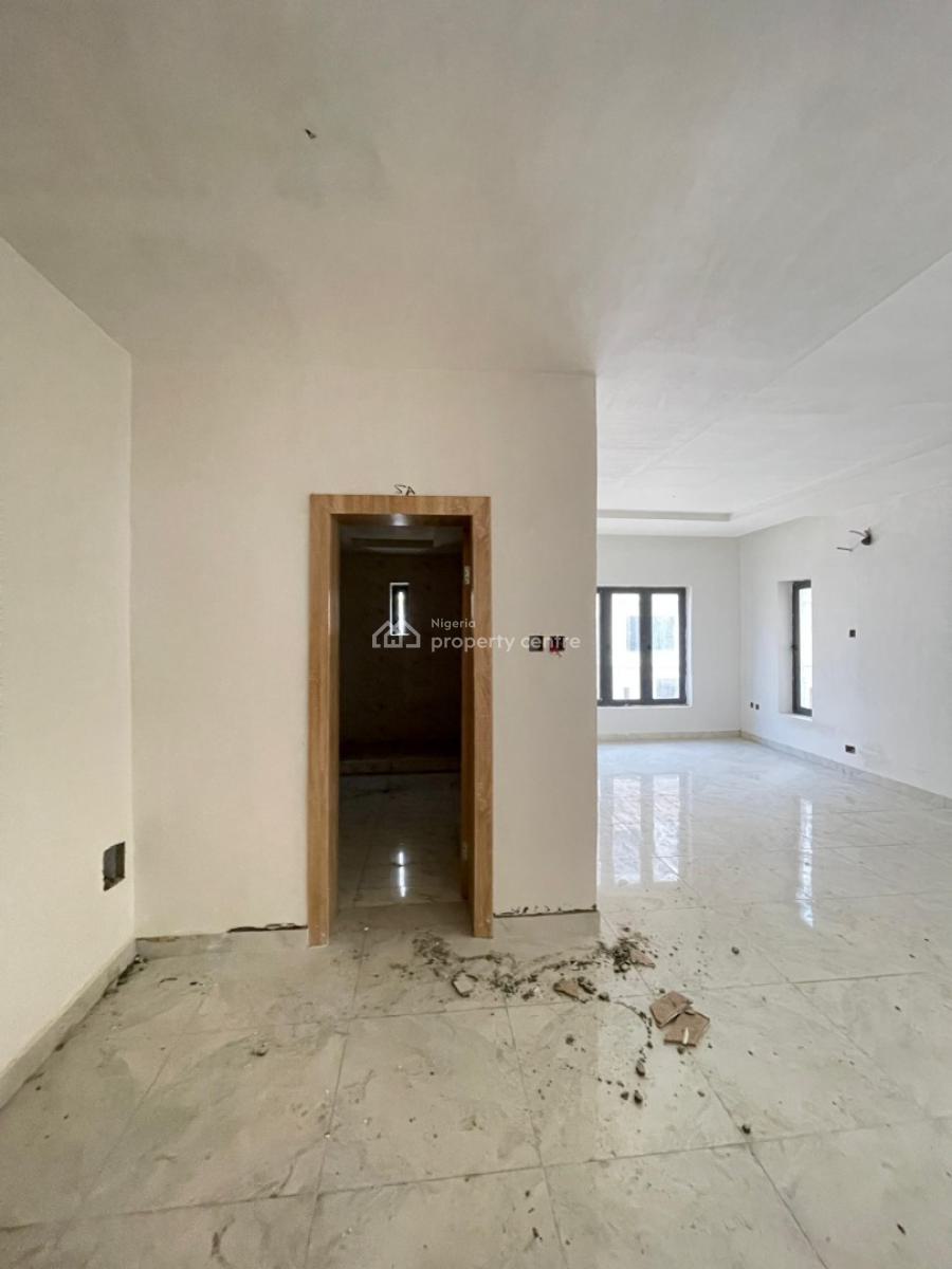 4 Bedroom Terrace on Two Floors with Bq, Lekki Phase 1, Lekki, Lagos, Terraced Duplex for Sale