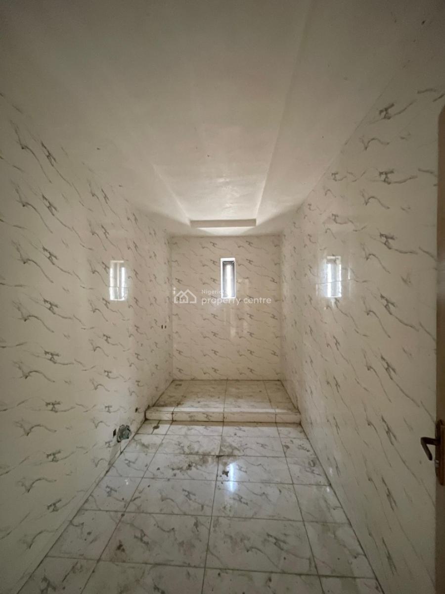4 Bedroom Terrace on Two Floors with Bq, Lekki Phase 1, Lekki, Lagos, Terraced Duplex for Sale