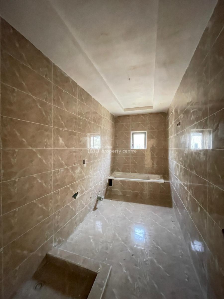 4 Bedroom Terrace on Two Floors with Bq, Lekki Phase 1, Lekki, Lagos, Terraced Duplex for Sale