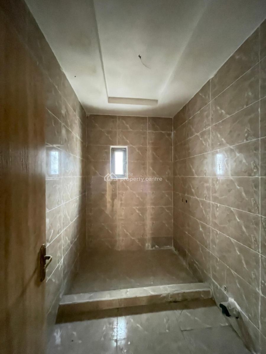 4 Bedroom Terrace on Two Floors with Bq, Lekki Phase 1, Lekki, Lagos, Terraced Duplex for Sale