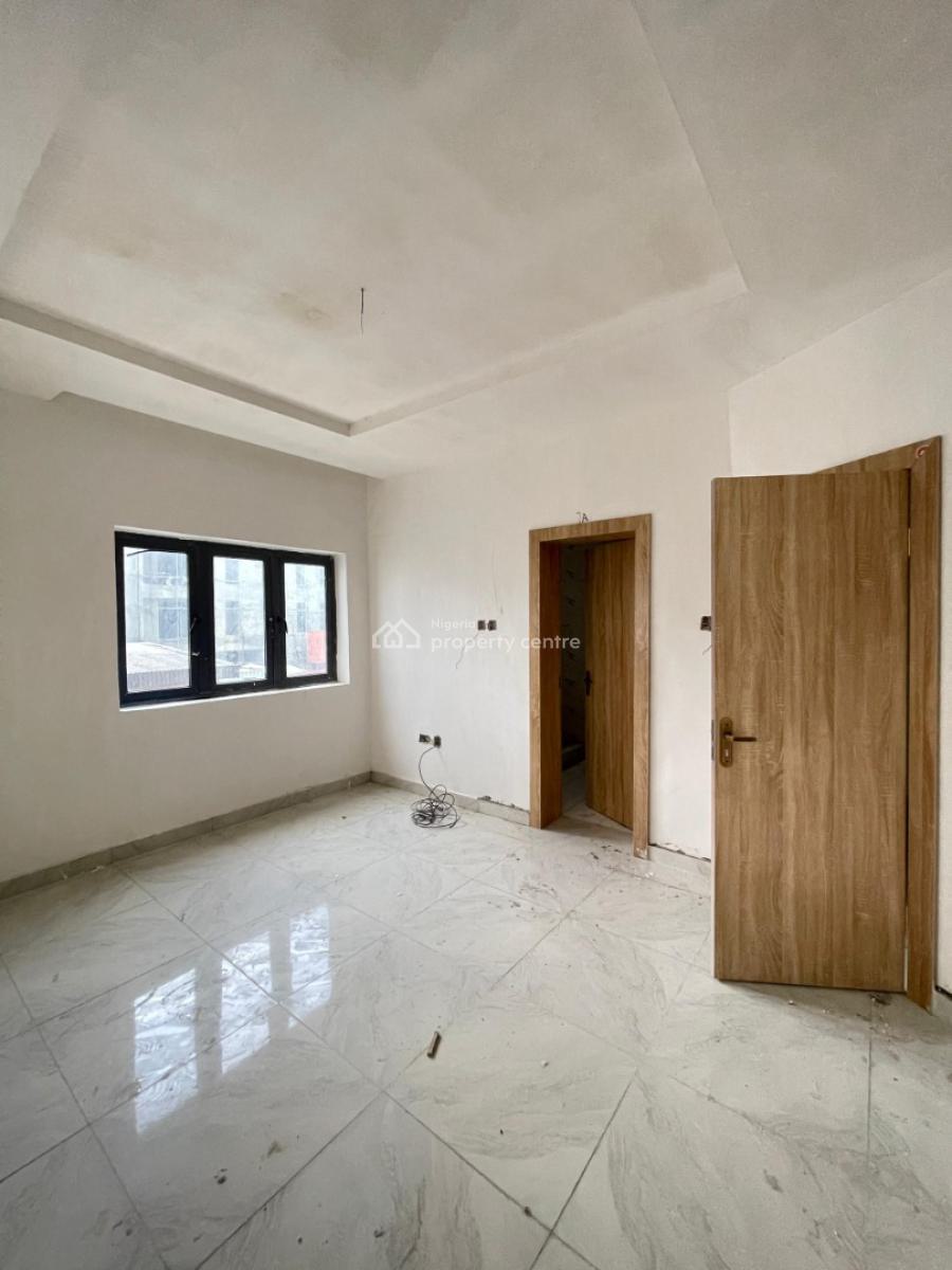 4 Bedroom Terrace on Two Floors with Bq, Lekki Phase 1, Lekki, Lagos, Terraced Duplex for Sale