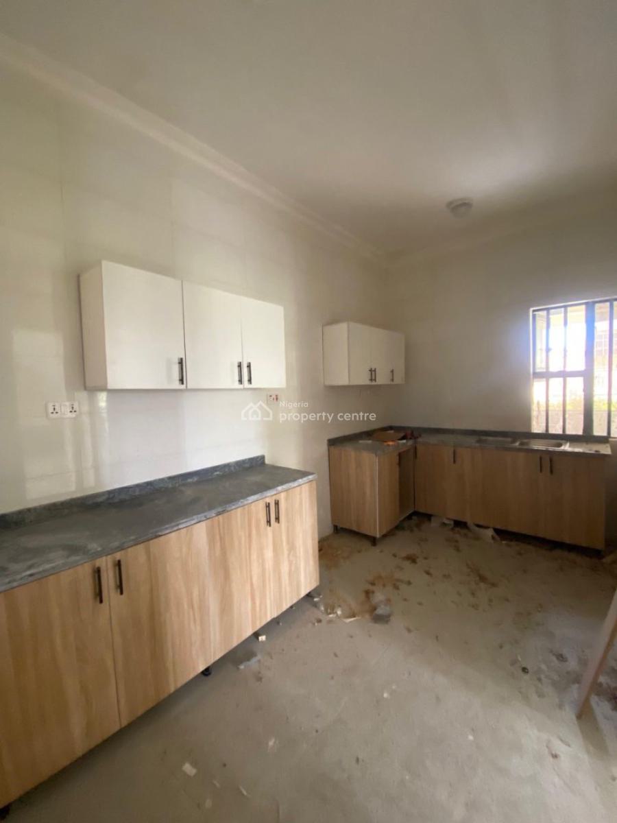 2 Bedroom Apartment in a Secured Estate, Ogombo, Ajah, Lagos, Flat / Apartment for Rent