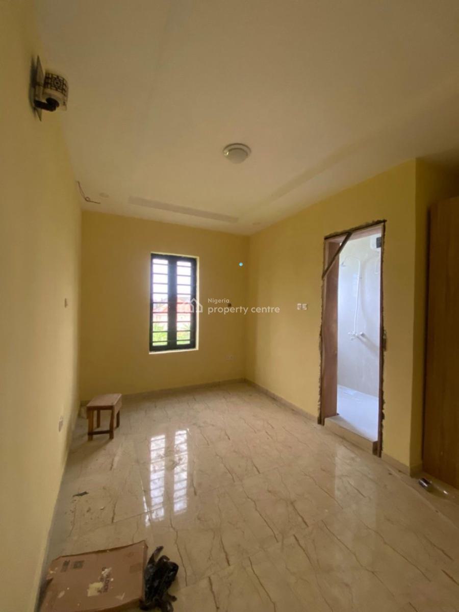 2 Bedroom Apartment in a Secured Estate, Ogombo, Ajah, Lagos, Flat / Apartment for Rent
