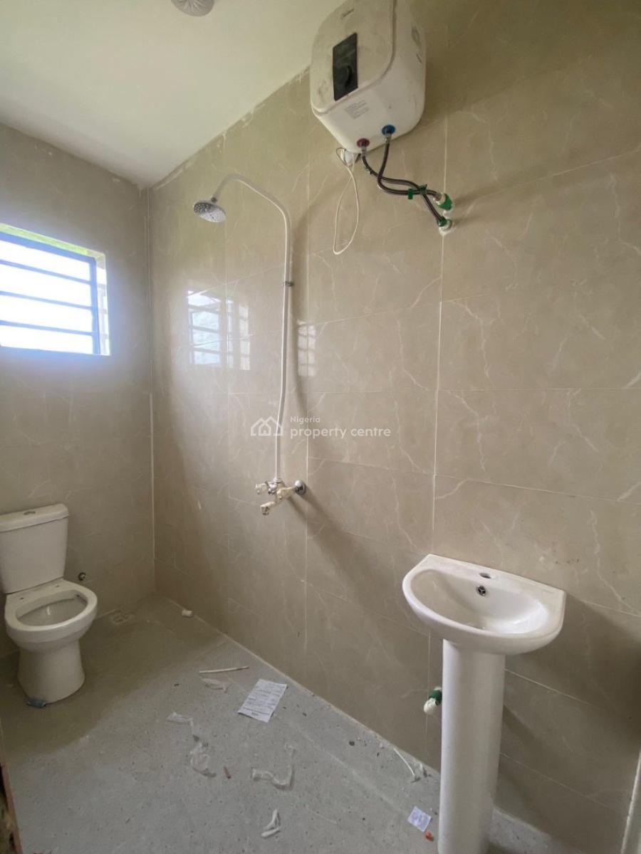 2 Bedroom Apartment in a Secured Estate, Ogombo, Ajah, Lagos, Flat / Apartment for Rent