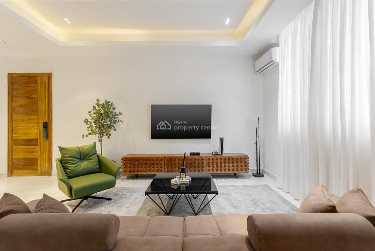 Whipers 2bedroom Apartment in Lekki, Lekki Phase 1, Lekki, Lagos, Flat / Apartment Short Let
