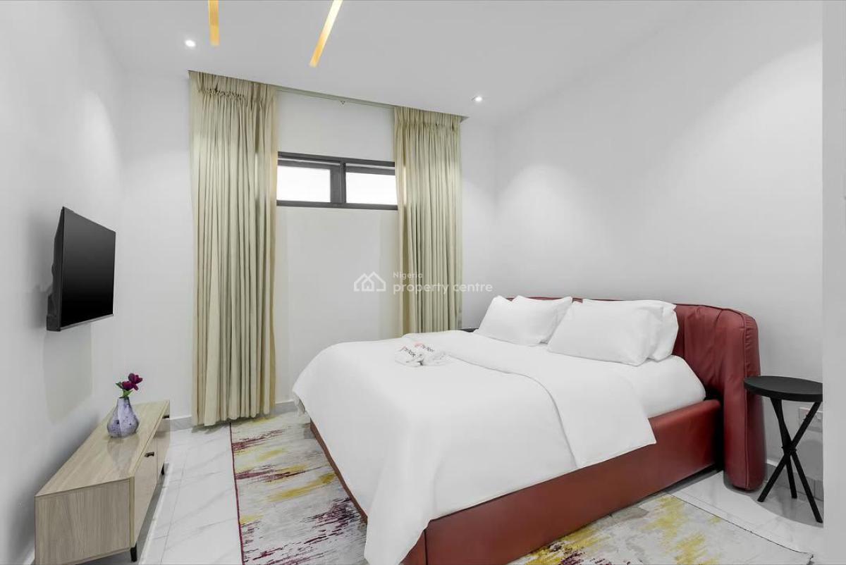 Whipers 2bedroom Apartment in Lekki, Lekki Phase 1, Lekki, Lagos, Flat / Apartment Short Let