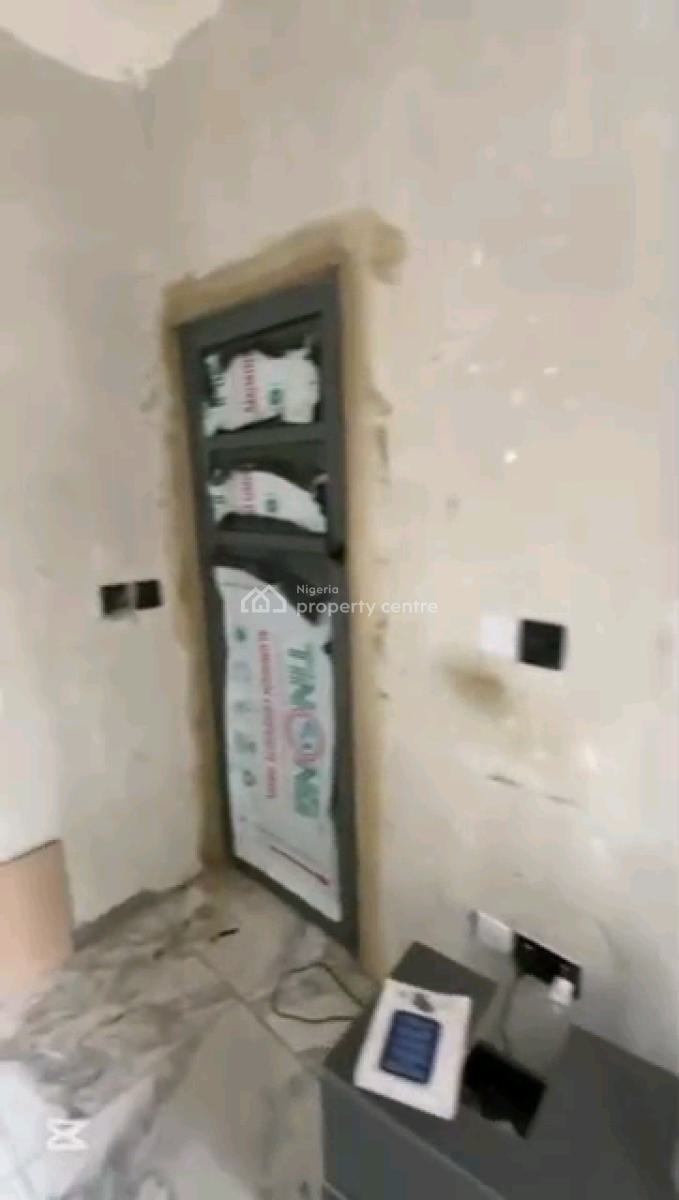 Standard Studio Apartment in a Gated Compound and Mini Estate, Yaba, Lagos, Self Contain (single Rooms) for Rent