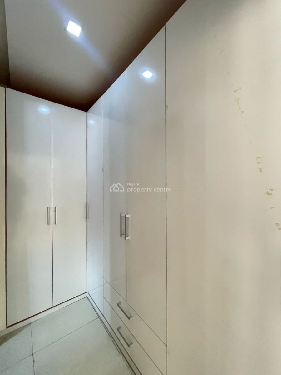 Executive, Off Dele Adedeji, Lekki Phase 1, Lekki, Lagos, Terraced Duplex for Rent