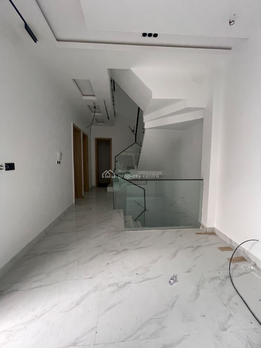 4 Bedroom Terrace Duplex, Lekki Phase 1, Lekki, Lagos, Terraced Duplex for Sale