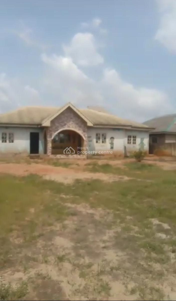 Vacant 4 Bedroom Bungalow with a Mini Flat on a Plot of Land, Alebiosu Close, Olowotedo, Lagos Ibadan Expressway, Magboro, Ogun, Detached Bungalow for Sale