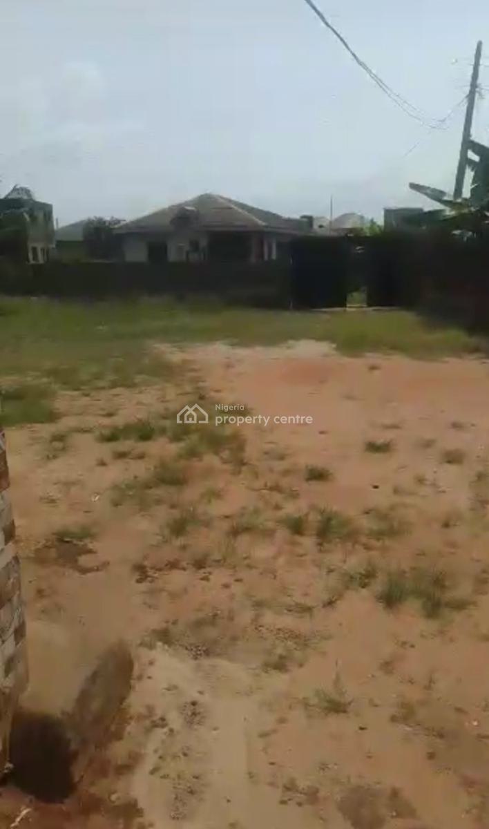 Vacant 4 Bedroom Bungalow with a Mini Flat on a Plot of Land, Alebiosu Close, Olowotedo, Lagos Ibadan Expressway, Magboro, Ogun, Detached Bungalow for Sale