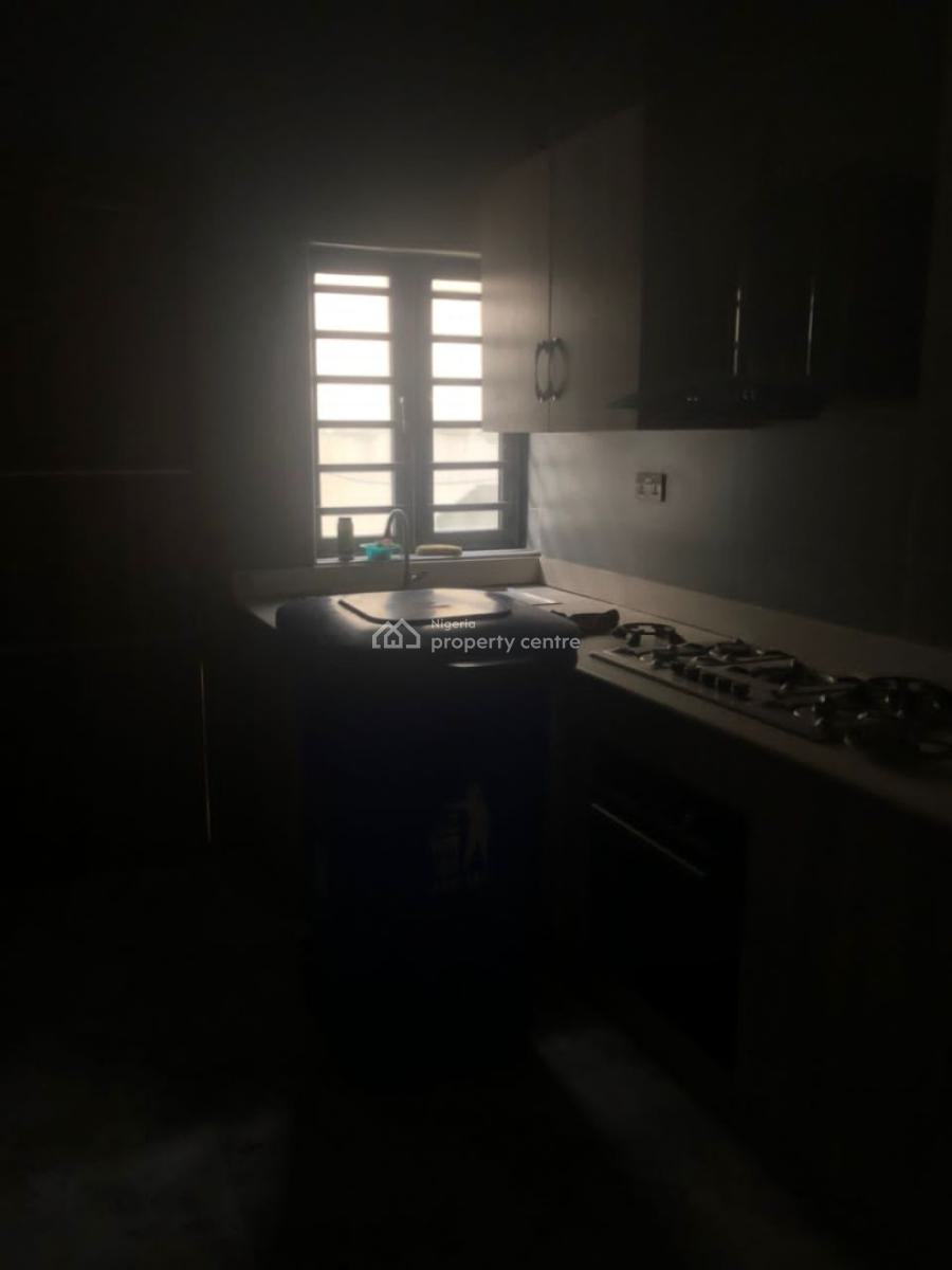 a Lovely 2 Bedroom Apartment, Secured and Serene Area, Agungi, Lekki, Lagos, Flat / Apartment for Rent