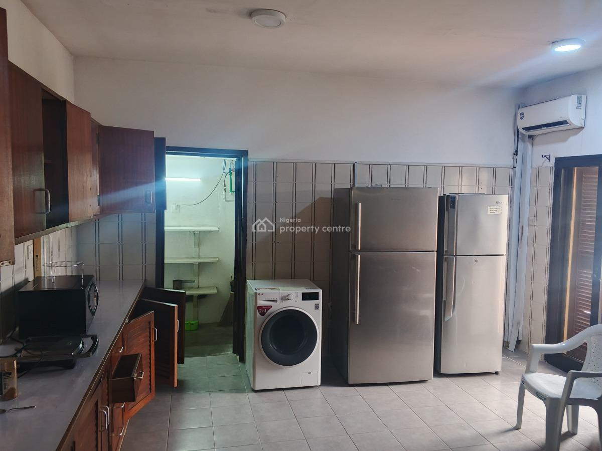 4 Bedrooms Tastefully Finished Serviced Flat, Off Adeola Odeku St, Victoria Island (vi), Lagos, Flat / Apartment for Rent