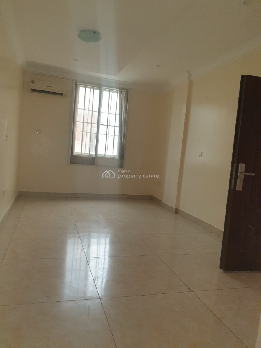 Spacious Newly Renovated 3bedroom Flat, New Road Alpha Beach, Lekki, Lagos, Flat / Apartment for Rent