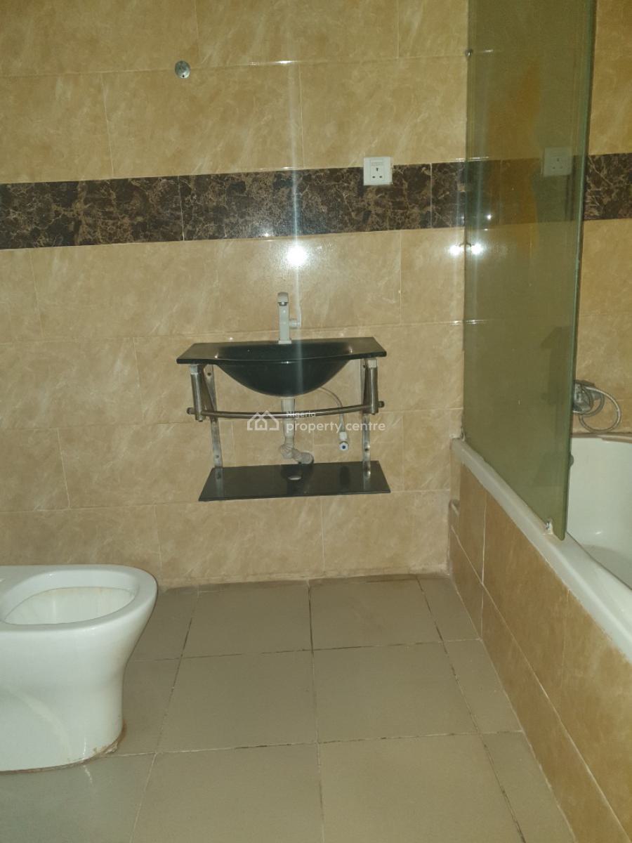 Spacious Newly Renovated 3bedroom Flat, New Road Alpha Beach, Lekki, Lagos, Flat / Apartment for Rent