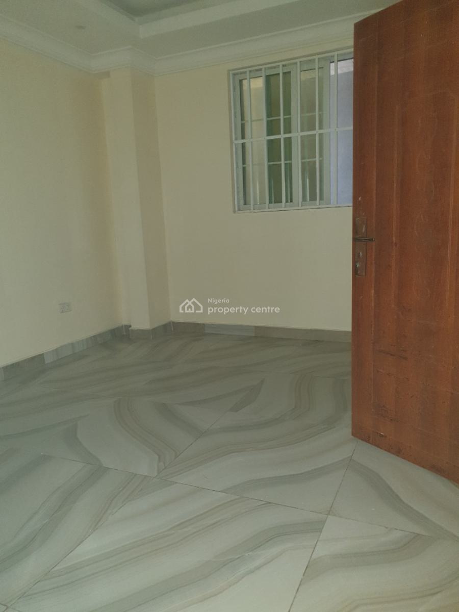 Spacious Newly Renovated 3bedroom Flat, New Road Alpha Beach, Lekki, Lagos, Flat / Apartment for Rent