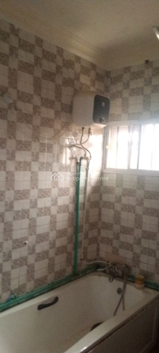 a Luxury 3 Bedroom Flat, Gberigbe, Ikorodu, Lagos, Flat / Apartment for Rent