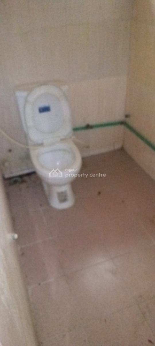 a Luxury 3 Bedroom Flat, Gberigbe, Ikorodu, Lagos, Flat / Apartment for Rent