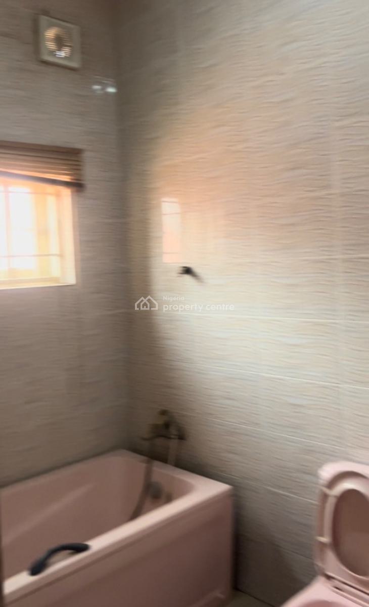 4-bedroom Detached Duplex, Von Axis, Airport Rd, Lugbe District, Abuja, Detached Duplex for Rent