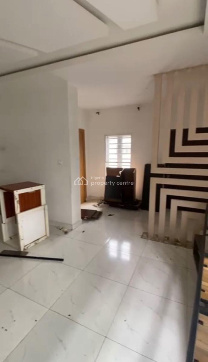Miniflat, Buena Vista Estate, Orchid, Lekki Expressway, Lekki, Lagos, Mini Flat (room and Parlour) for Rent