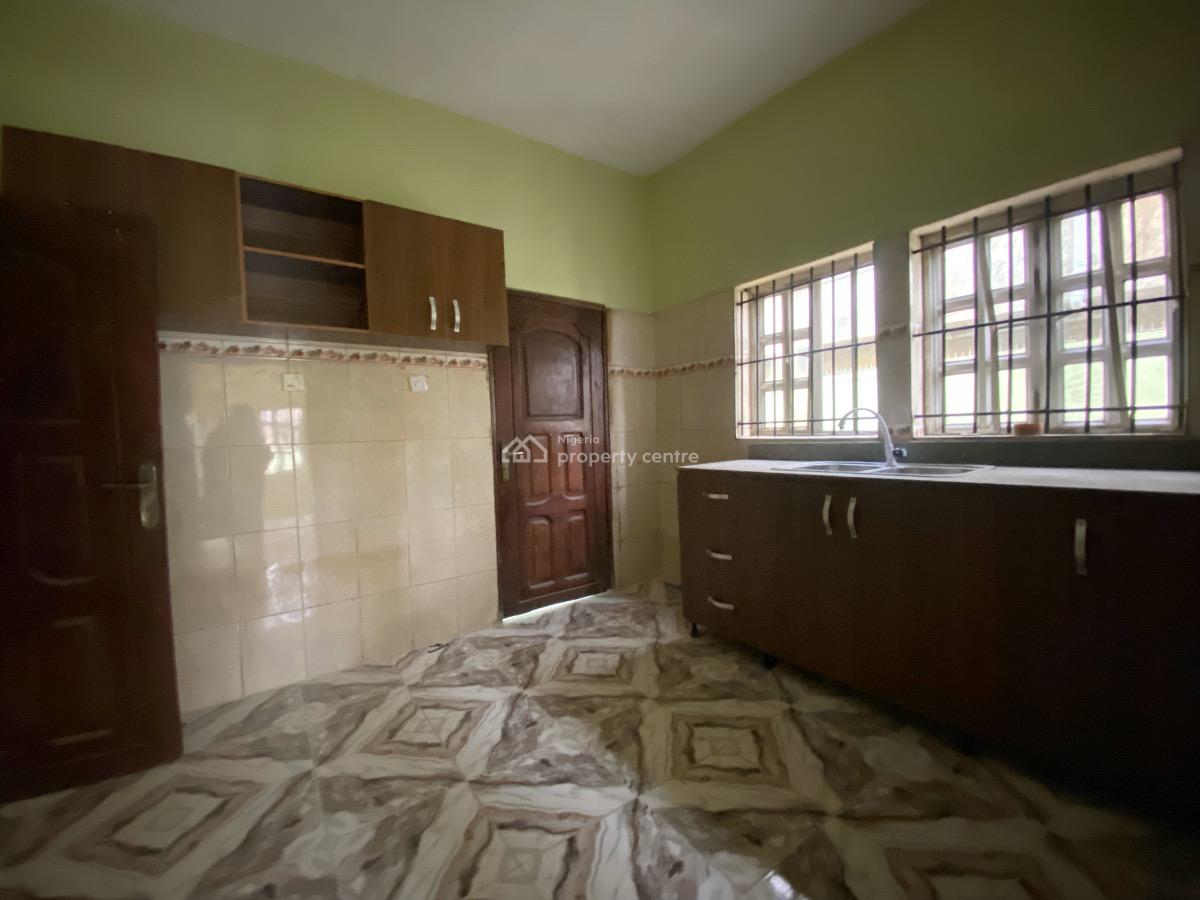 Luxury 4 Bedroom Flat, Gra Phase 1, Magodo, Lagos, Flat / Apartment for Rent