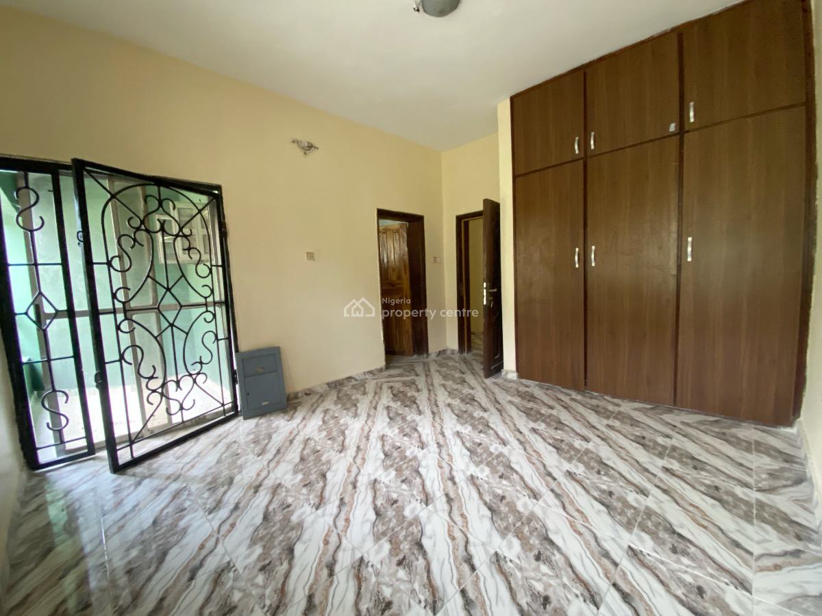 Luxury 4 Bedroom Flat, Gra Phase 1, Magodo, Lagos, Flat / Apartment for Rent